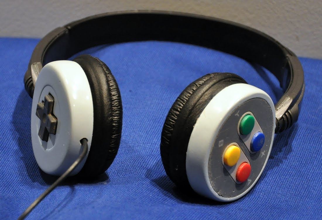 SNES Headphones - Super Nintendo Controller Mod